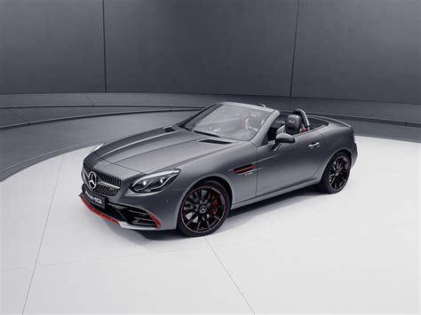 2018 Mercedes-Benz AMG SLC 43 Owners Manual